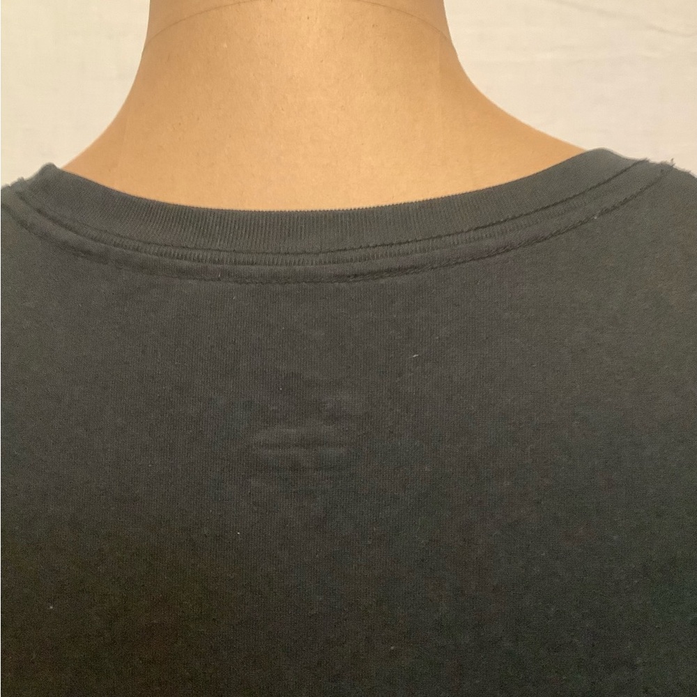 Boys' L Nike Lightweight Black And Gold Medal Print "Just Do It" Dri-FIT T-Shirt - Picture 7 of 8